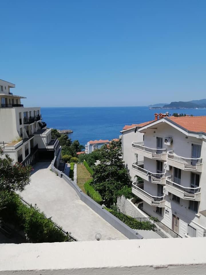 Apartments Dunja Sveti Stefan Eksteriør bilde
