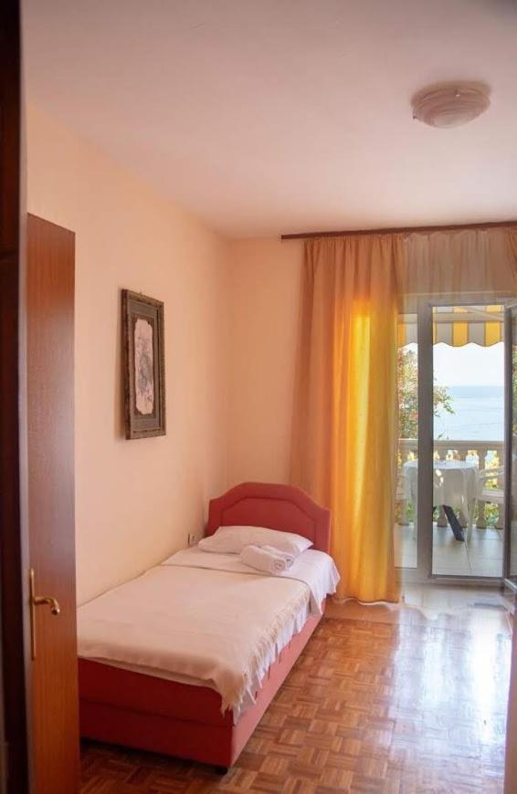 Apartments Dunja Sveti Stefan Eksteriør bilde