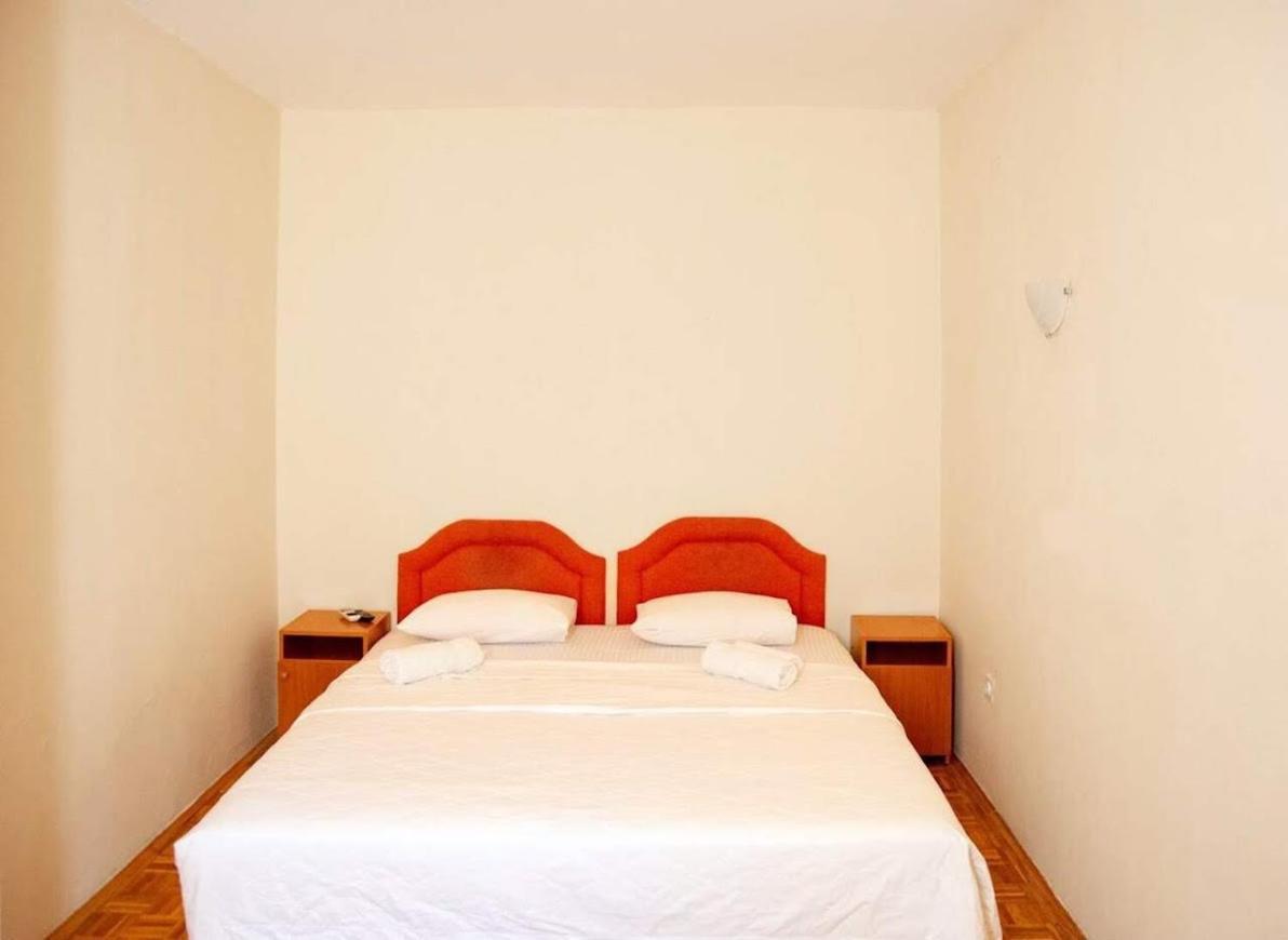 Apartments Dunja Sveti Stefan Eksteriør bilde