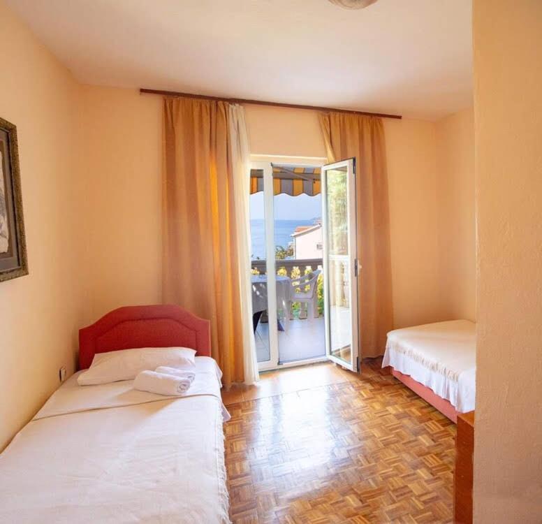 Apartments Dunja Sveti Stefan Eksteriør bilde