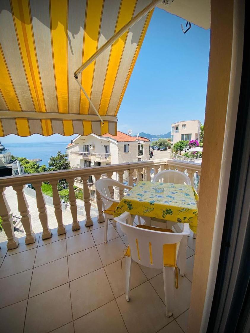 Apartments Dunja Sveti Stefan Eksteriør bilde