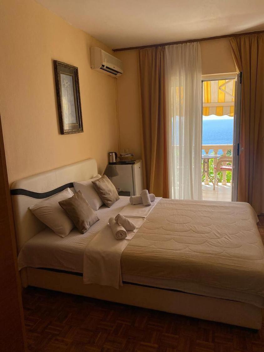 Apartments Dunja Sveti Stefan Eksteriør bilde